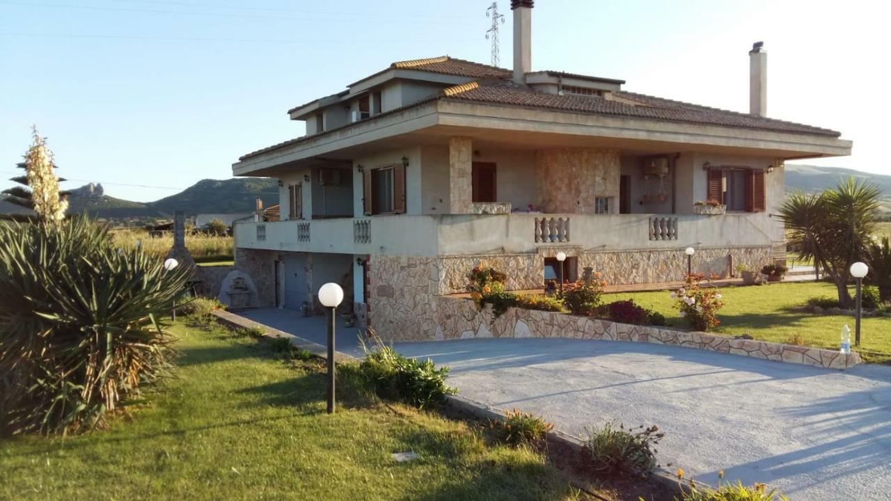 Da Mario & Marianna Apartment Campanedda Luaran gambar